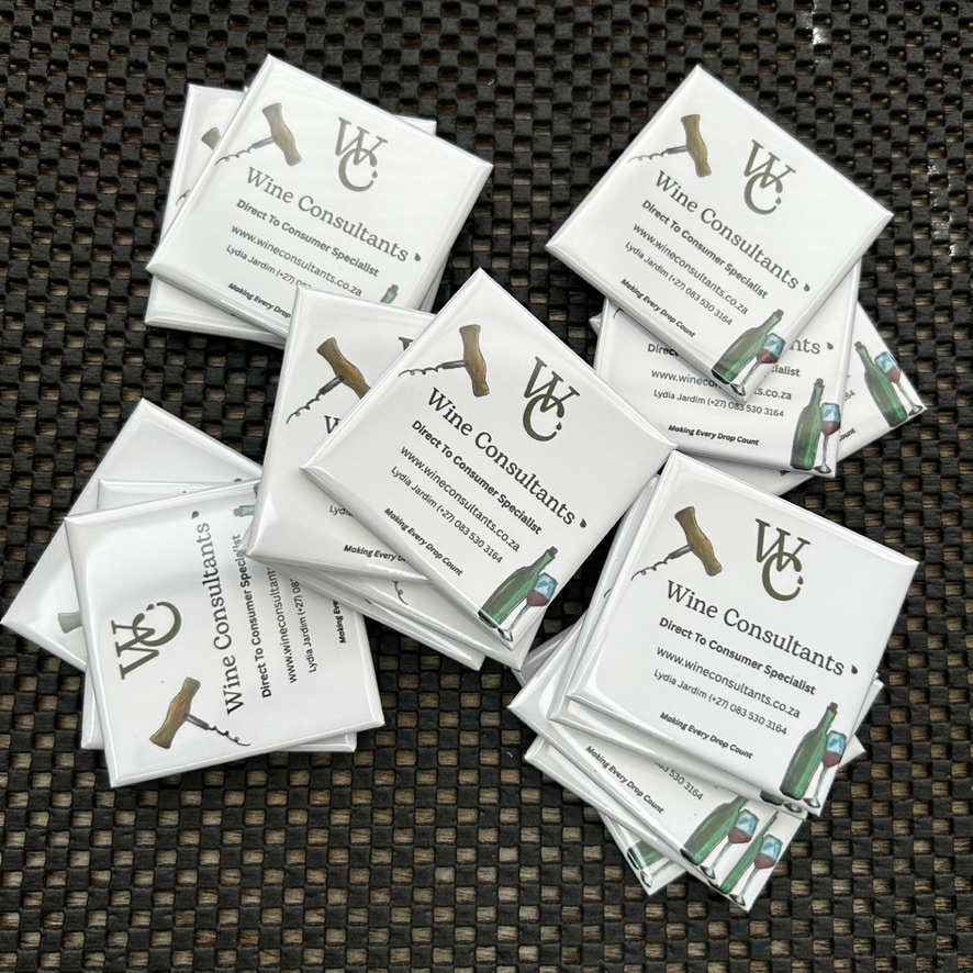 Custom photo magnets for bulk orders — perfect for events, weddings, and corporate gifting"